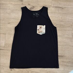 Rip Curl Black Tank with Palm Print Pocket Size L